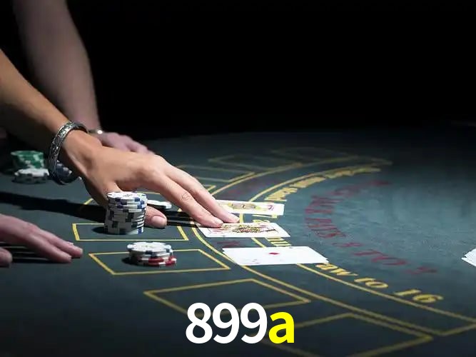 899a